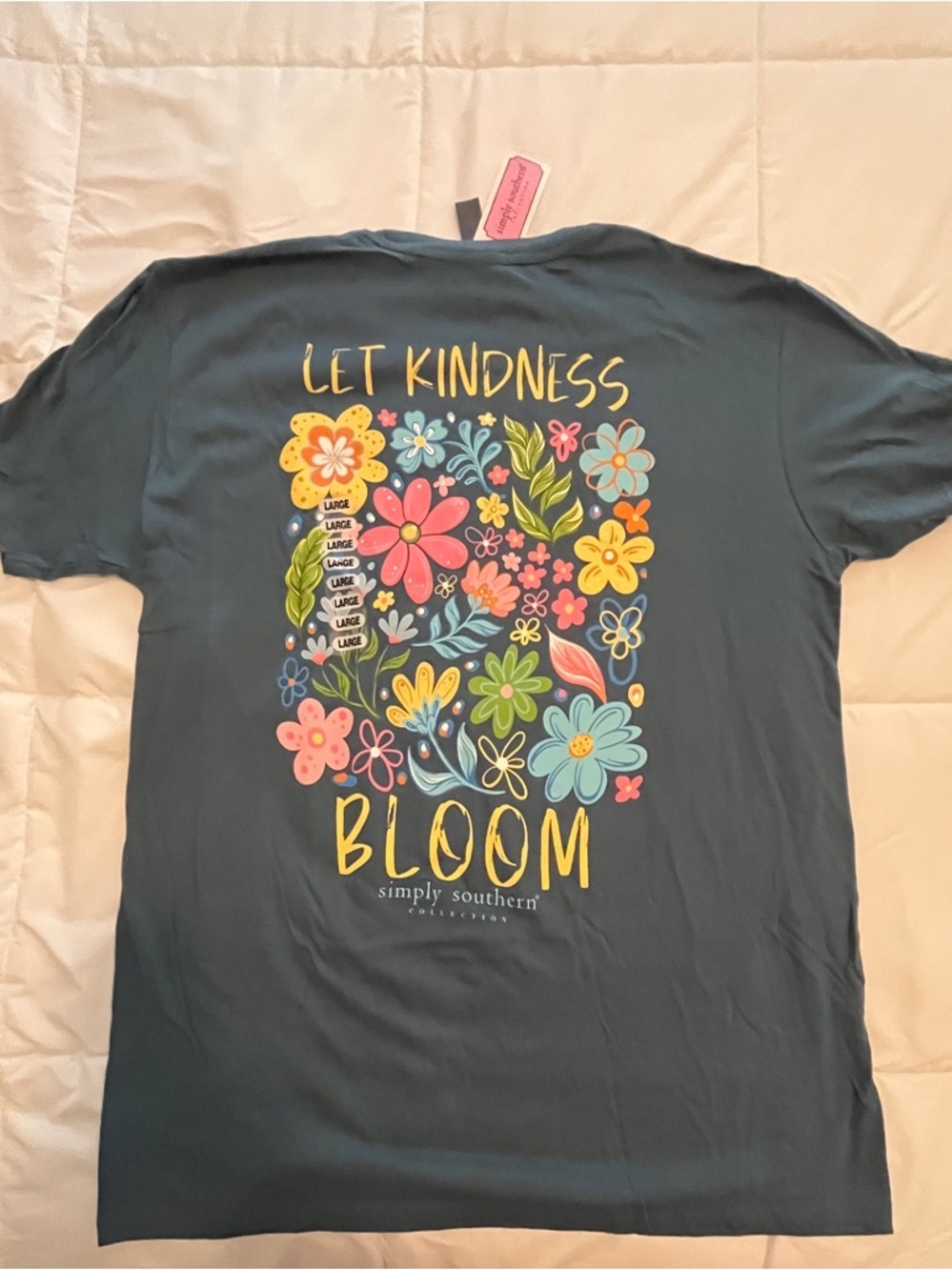 Simply Southern Blue 'Let Kindness Bloom' Floral Graphic Tee. Size Large